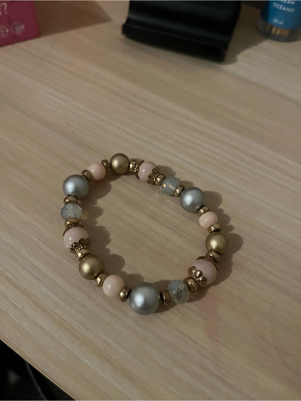 Elegant Pink and Gold Beaded Stretch Bracelet
